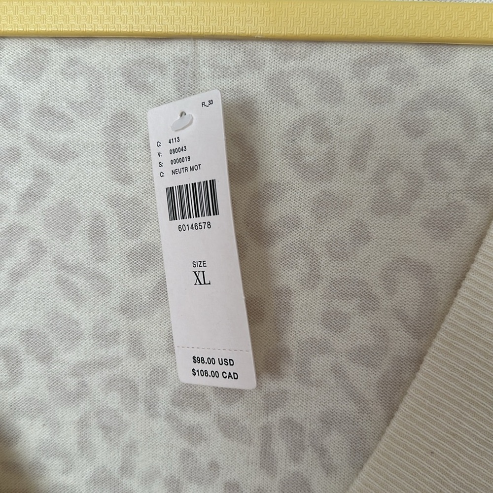 Animal Pront Cardigan - Picture 2 of 4